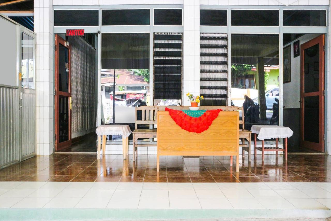 Spot On 91212 Hotel Kelimutu Kupang  Kültér fotó